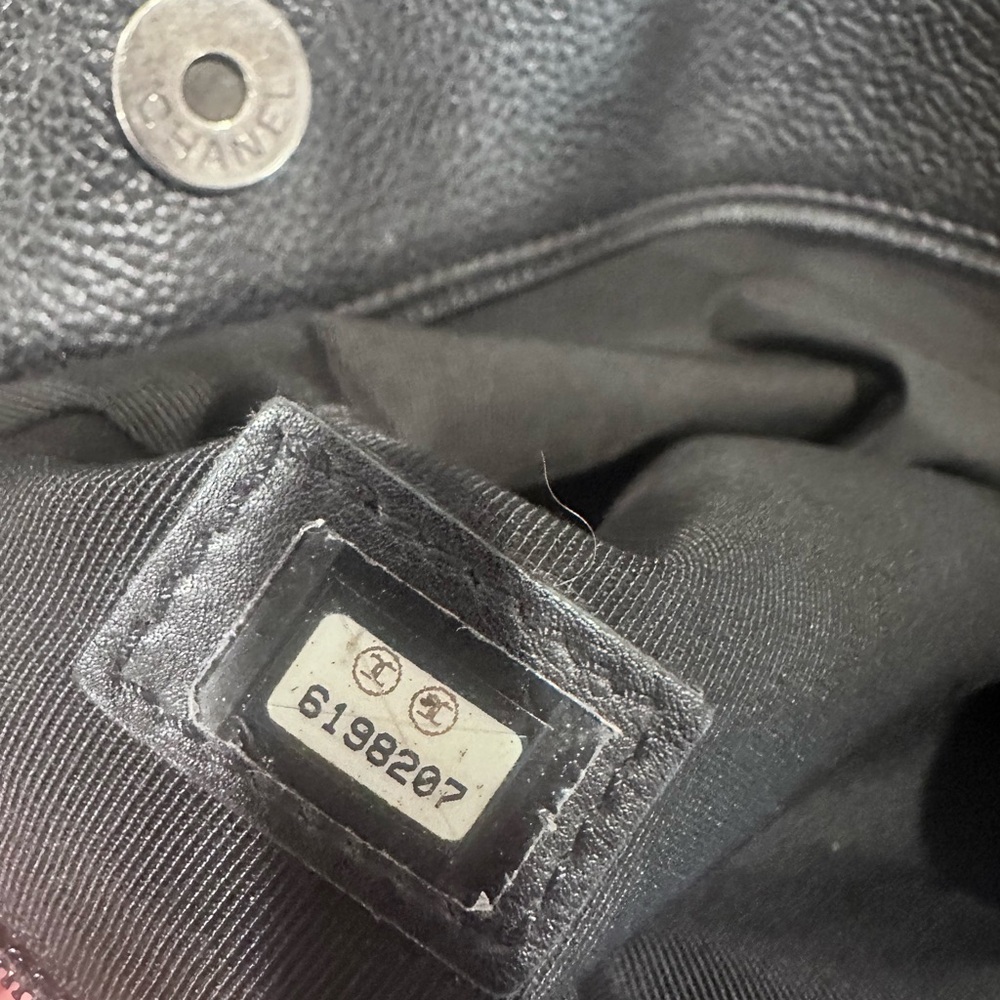 Chanel Black Leather Tote Bag - Picture 4 of 9